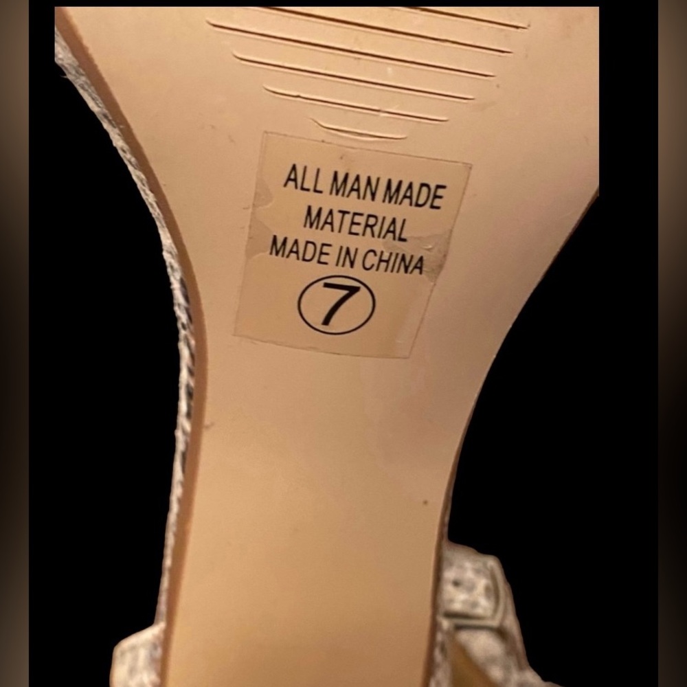 Snakeskin Block Heels 3 1/2 In Euc Worn Twice - image 4